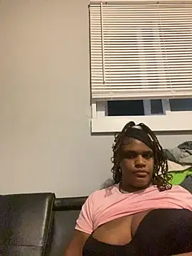 Snapshot of MosesWorld33 chatting on October 2025 12:19:02 AM MosesWorld33 online show from October 2025 12:19:02 AM