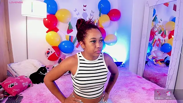 Snapshot of _Zahara_ chatting on June 2026 03:26:02 PM Zahara online show from June 2026 03:26:02 PM