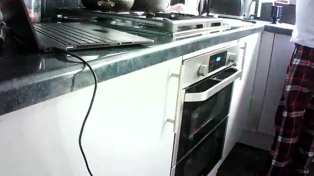 cockheart122 online show from December 2025 01:39:02 PM