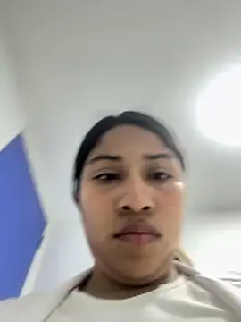 Snapshot of Daliz chatting on July 2026 06:04:02 AM Daliz online show from July 2026 06:04:02 AM