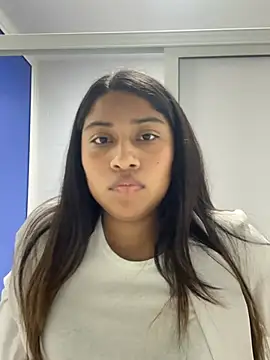 Snapshot of Daliz chatting on July 2026 05:32:02 AM Daliz online show from July 2026 05:32:02 AM