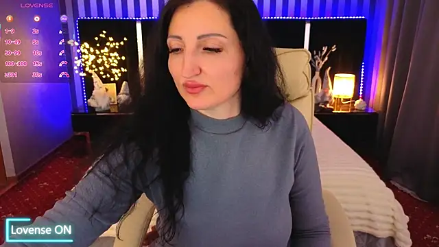 MissRossi online show from December 2025 08:04:01 PM