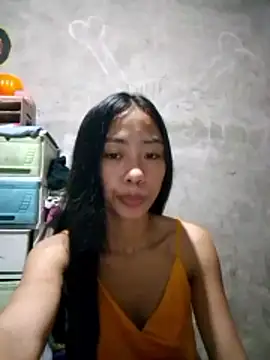 Snapshot of SweetMissPinay18 chatting on June 2026 03:51:02 PM SweetMissPinay18 online show from June 2026 03:51:02 PM