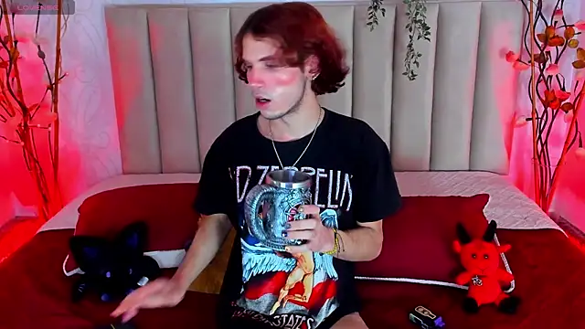 Snapshot of danny_rios20 chatting on February 2026 02:24:02 PM danny rios20 online show from February 2026 02:24:02 PM