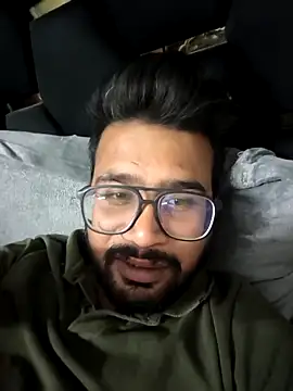 Ronnyjaan online show from October 2025 05:23:02 PM