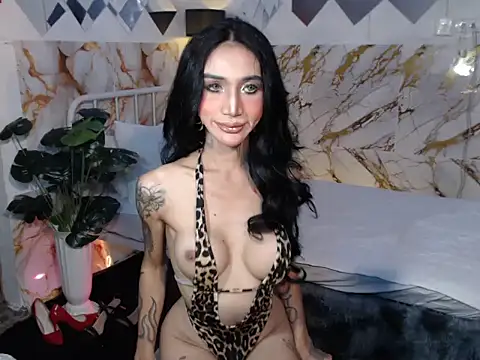 redhotties online show from February 2026 07:59:01 PM