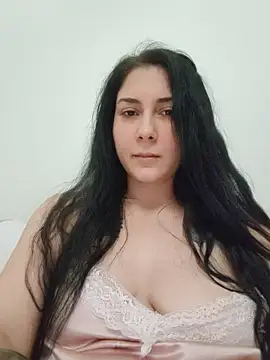 Snapshot of SaraViss20 chatting on February 2026 06:59:02 PM SaraViss20 online show from February 2026 06:59:02 PM