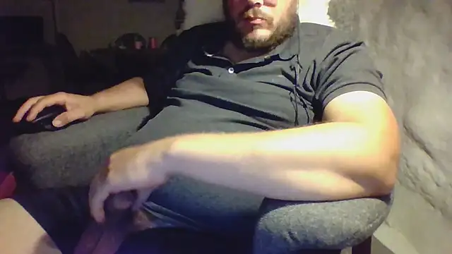 Snapshot of snebold chatting on July 2026 10:03:01 PM snebold online show from July 2026 10:03:01 PM