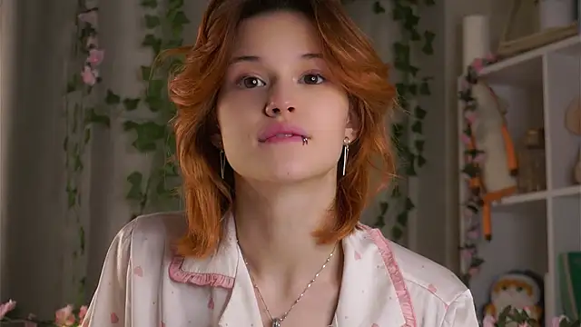 BlytheBenny online show from November 2025 12:32:02 AM