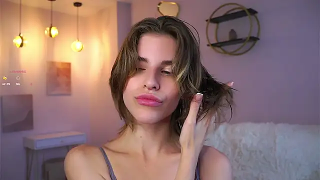 EleneButton online show from September 2025 01:40:01 AM