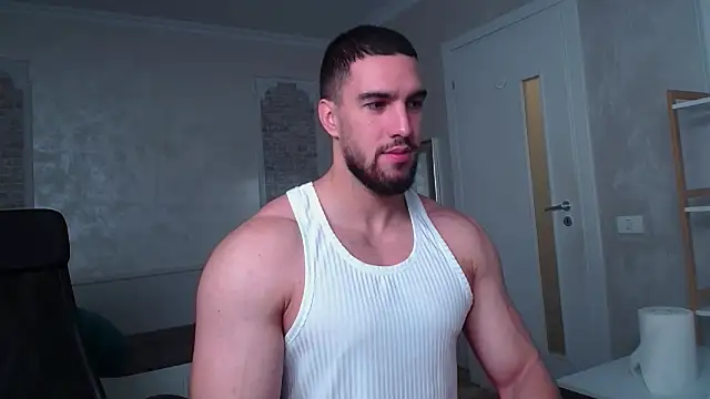 IvanHydee online show from October 2025 04:46:02 AM