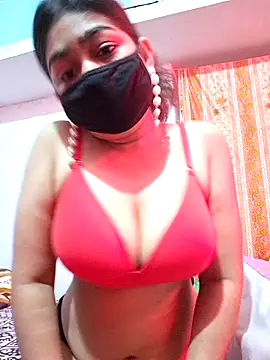 SofiaLeo online show from October 2025 07:05:02 PM