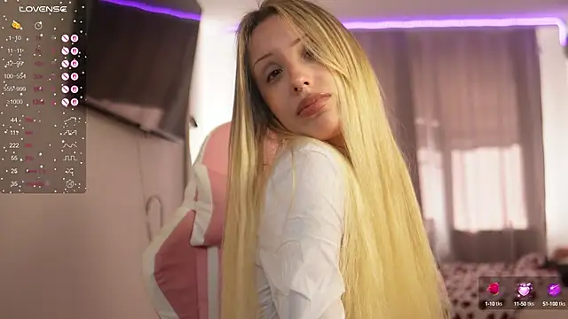 Snapshot of Di_flame chatting on October 2025 06:08:02 AM Di flame online show from October 2025 06:08:02 AM