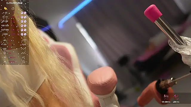 Snapshot of Di_flame chatting on October 2025 10:57:02 AM Di flame online show from October 2025 10:57:02 AM