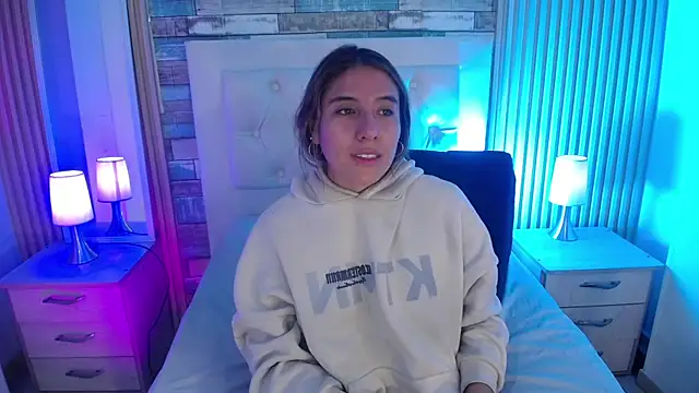 Bonnali lune online show from March 2026 03:12:01 AM