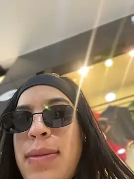 Snapshot of JuanitaMore01 chatting on June 2026 10:22:01 PM JuanitaMore01 online show from June 2026 10:22:01 PM