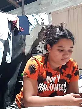 Violethroos online show from October 2025 02:55:02 AM