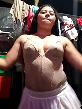 Violethroos online show from November 2025 12:43:02 AM