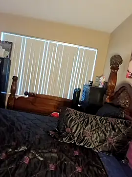 Anna-May97 online show from December 2025 06:28:01 PM