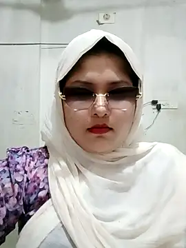 Snapshot of Nusrat-N chatting on July 2026 02:10:01 PM Nusrat-N online show from July 2026 02:10:01 PM