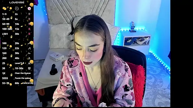 Snapshot of Mia_Victoria22 chatting on May 2026 05:42:02 PM Mia Victoria22 online show from May 2026 05:42:02 PM