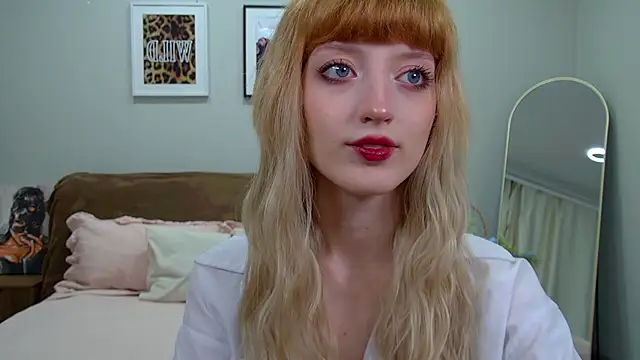 MistyMarlo online show from April 2026 06:25:01 AM