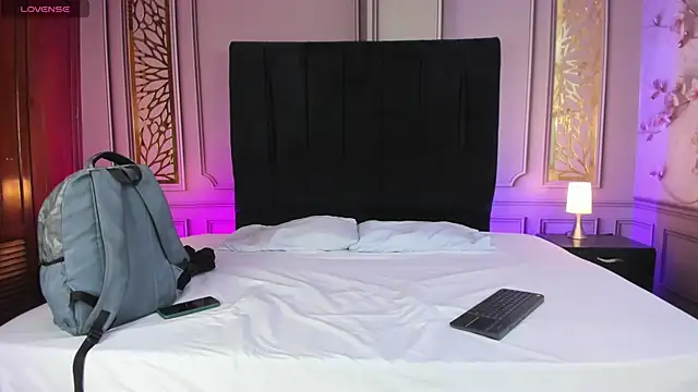 magnus serket online show from November 2025 11:44:01 AM