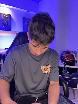 AdrianRinaldi online show from March 2026 08:03:01 PM