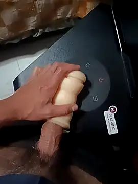 santiidamm online show from November 2025 06:18:02 AM