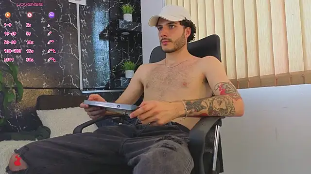 Rafael Mendezz online show from April 2026 08:35:02 PM