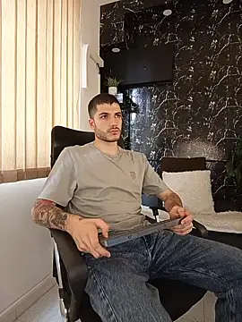 Snapshot of Rafael_Mendezz chatting on June 2026 08:13:02 PM Rafael Mendezz online show from June 2026 08:13:02 PM