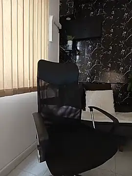 Snapshot of Rafael_Mendezz chatting on June 2026 08:13:02 PM Rafael Mendezz online show from June 2026 08:13:02 PM