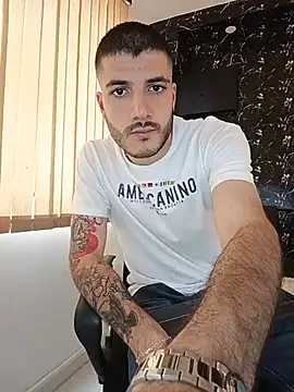 Snapshot of Rafael_Mendezz chatting on July 2026 07:29:02 PM Rafael Mendezz online show from July 2026 07:29:02 PM