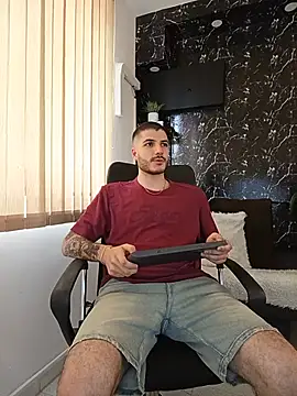 Snapshot of Rafael_Mendezz chatting on July 2026 07:38:01 PM Rafael Mendezz online show from July 2026 07:38:01 PM