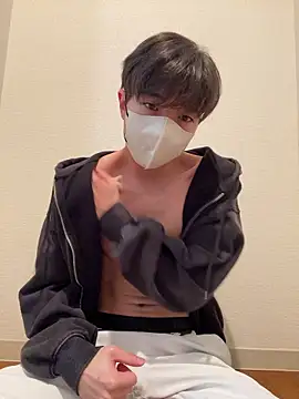 Yuma0718 online show from February 2026 01:29:02 AM