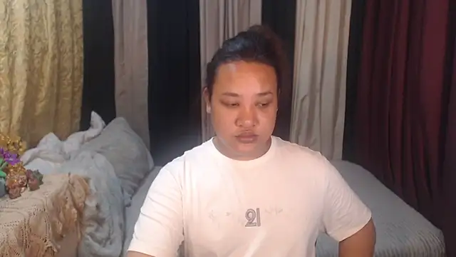 Hotcum ella online show from March 2026 01:31:02 AM