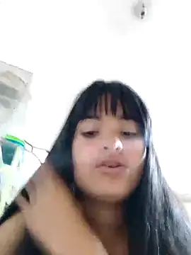 Snapshot of Kristaltoms chatting on October 2025 01:23:01 PM Kristaltoms online show from October 2025 01:23:01 PM