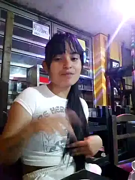 Snapshot of Kristaltoms chatting on October 2025 03:47:02 AM Kristaltoms online show from October 2025 03:47:02 AM