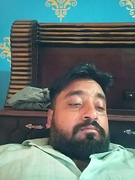 Raju fuckerr online show from October 2025 07:52:01 AM