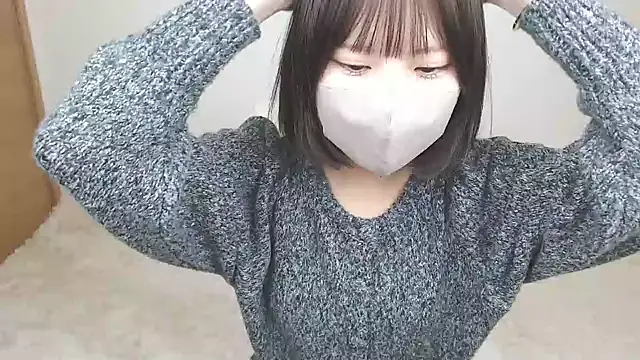 Snapshot of yuna_rin chatting on December 2025 10:46:02 AM yuna rin online show from December 2025 10:46:02 AM