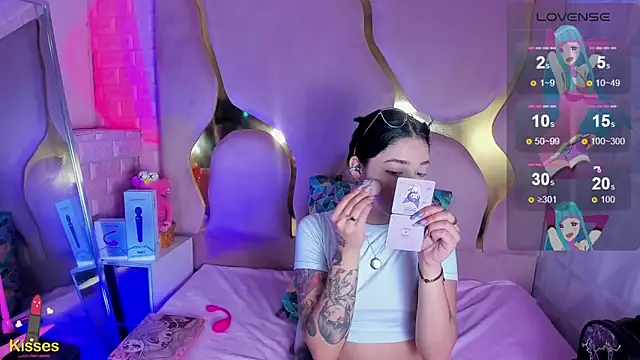 Niina Sissy online show from March 2026 05:02:02 AM