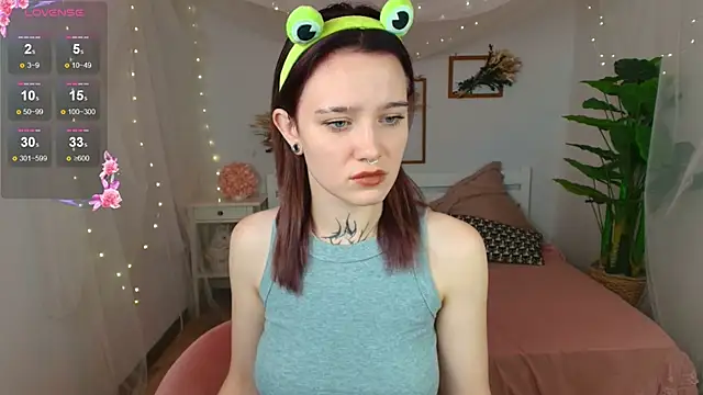 Snapshot of Elastikiss chatting on September 2025 02:33:02 AM Elastikiss online show from September 2025 02:33:02 AM