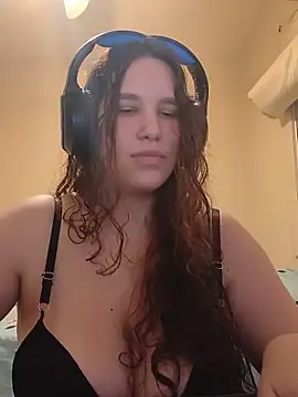 Mellhots2 online show from June 2026 11:54:01 PM