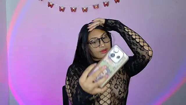 Linda andrew online show from March 2026 04:01:01 PM