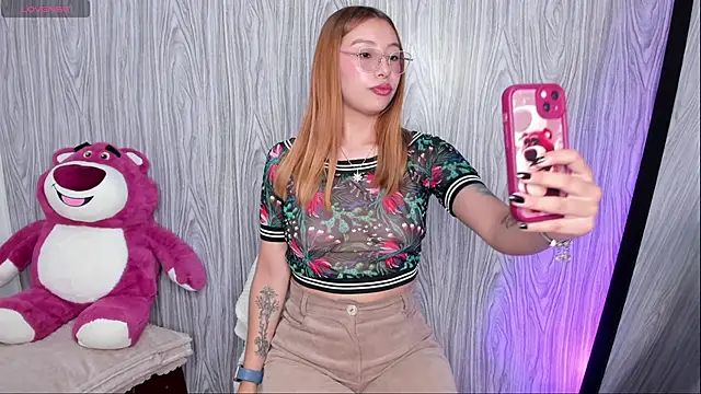 Sofii 03 online show from October 2025 11:46:01 PM