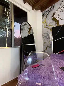 Harley J  online show from December 2025 12:32:01 PM