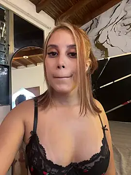 Snapshot of Harley_J_ chatting on July 2026 11:51:02 AM Harley J online show from July 2026 11:51:02 AM