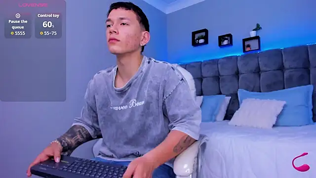 Thomas moon online show from January 2026 12:51:02 PM