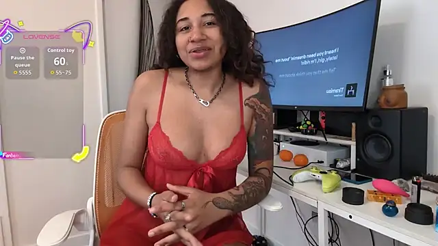 onlystrings online show from February 2026 11:12:02 PM