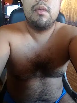 Hotknight online show from October 2025 09:58:02 PM